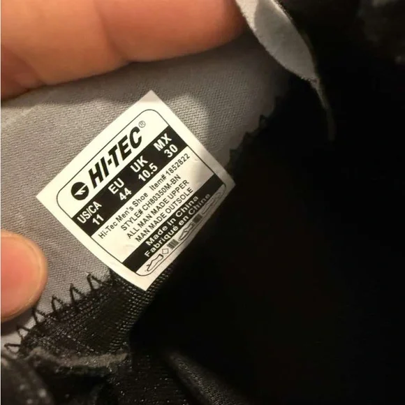 Hi-Tec Men's Black and Gray Athletic Shoes - Picture 9 of 9